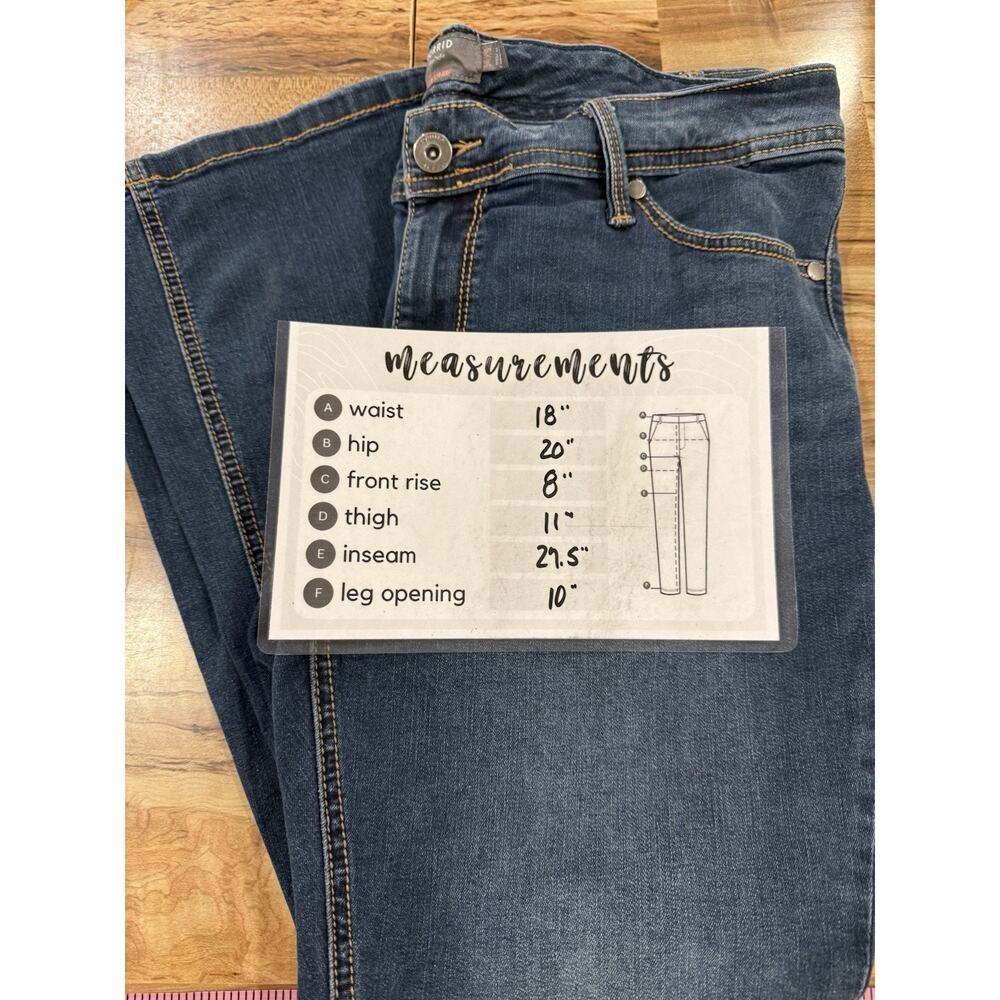 Torrid Luxe Slim Boot Jeans Stretch Medium Wash Blue Women’s 14XS Short Classic - Picture 6 of 6